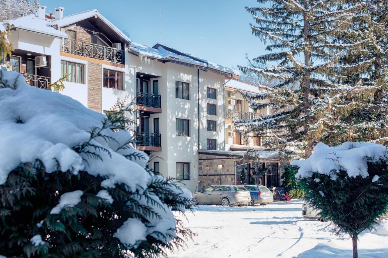 Ostrova Holiday Village Beli Osŭm Esterno foto