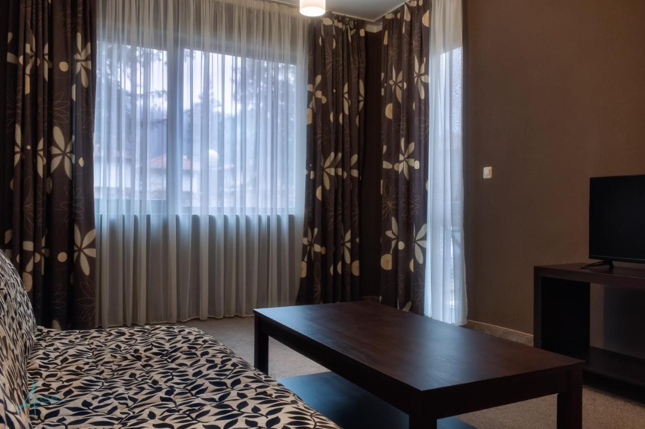 Ostrova Holiday Village Beli Osŭm Esterno foto