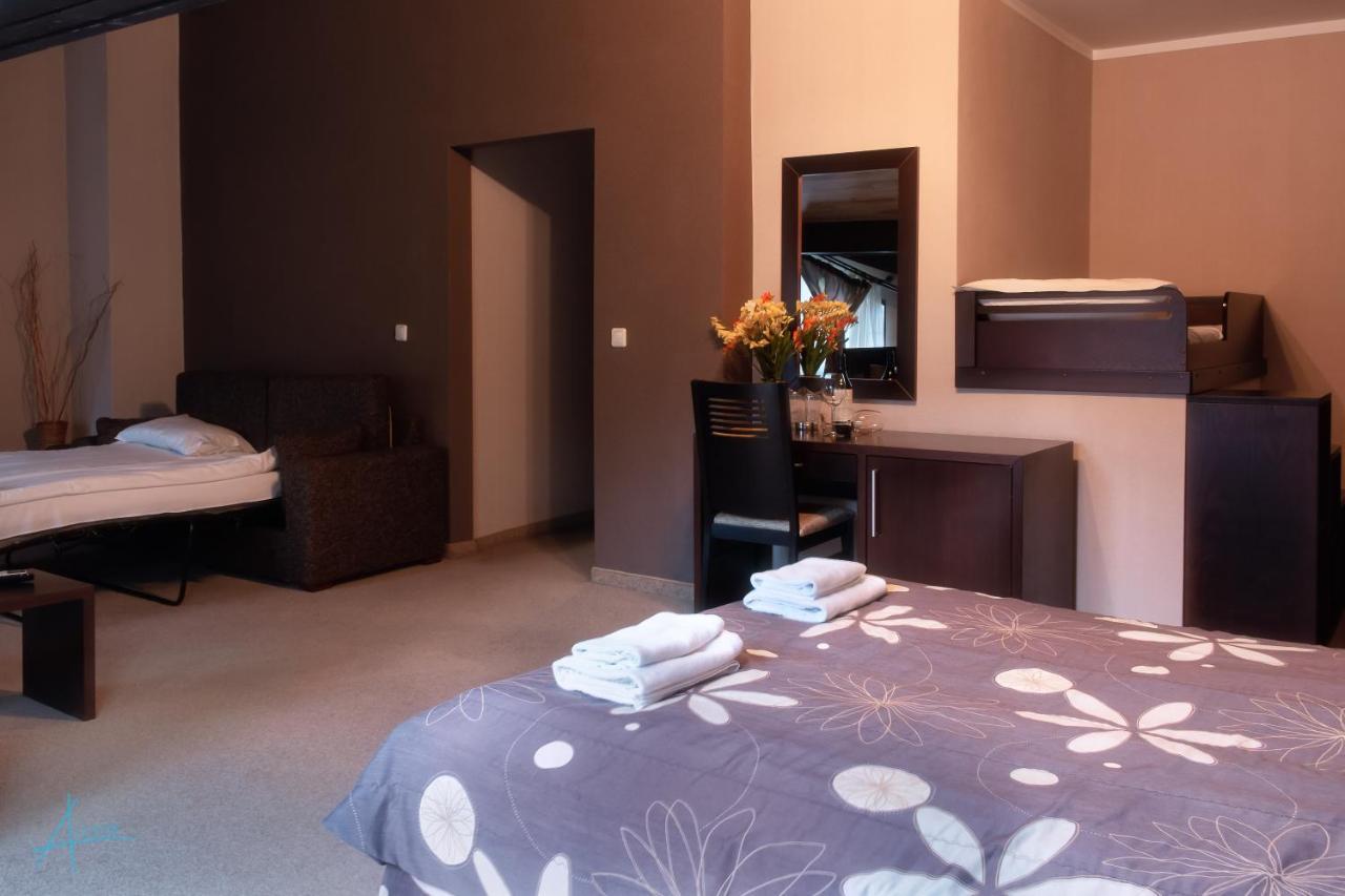 Ostrova Holiday Village Beli Osŭm Esterno foto