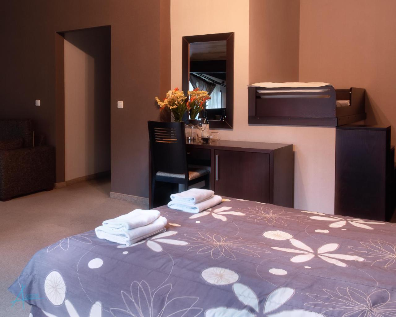 Ostrova Holiday Village Beli Osŭm Esterno foto
