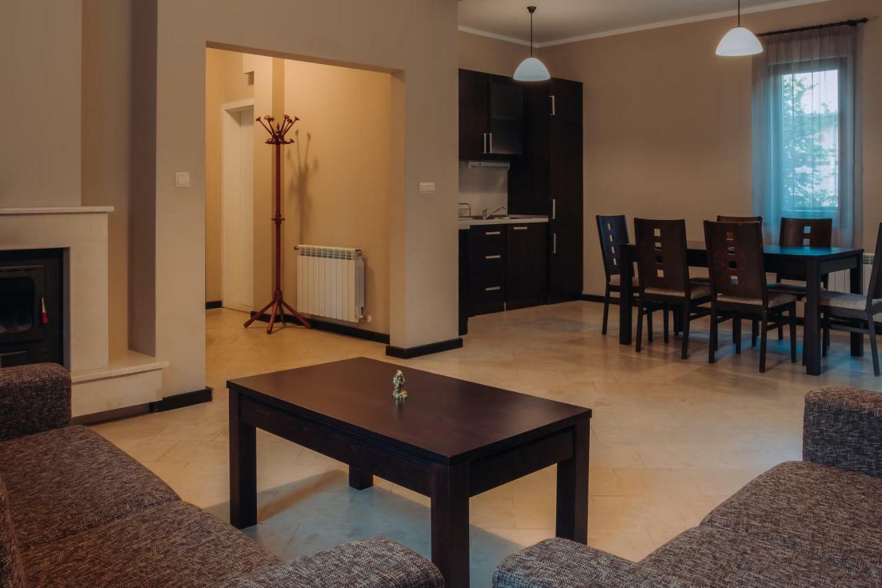 Ostrova Holiday Village Beli Osŭm Esterno foto